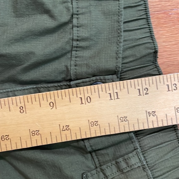 Eddie Bauer Green Men’s Pants 34 x 30 pockets stretch waist - Picture 8 of 13